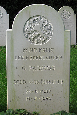 Foto van het graf - Vergroot afbeelding Foto van het graf - Vergroot afbeelding