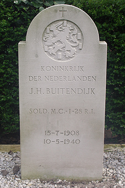 Foto van het graf - Vergroot afbeelding Foto van het graf - Vergroot afbeelding