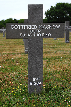 Foto van het graf / Grave photo / Grabfoto - Vergroot afbeelding / Enlarged photo / Foto Vergrössern Foto van het graf / Grave photo / Grabfoto - Vergroot afbeelding / Enlarged photo / Foto Vergrössern