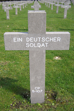 Foto van het graf / Grave photo / Grabfoto - Vergroot afbeelding / Enlarged photo / Foto Vergrössern