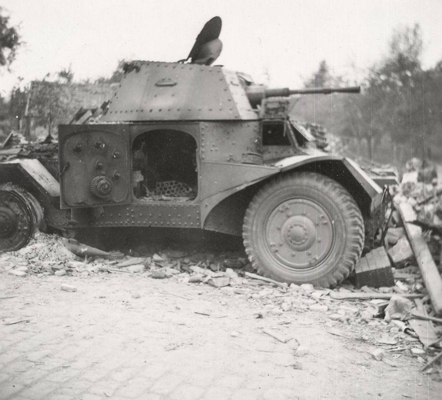 Panhard te Zevenbergschen Hoek